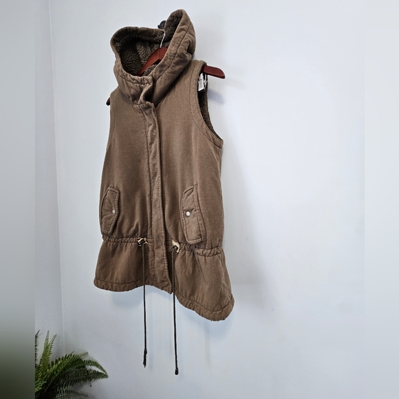 INC Oversized Sherpa Hooded Vest - Size US S - Picture 2 of 8